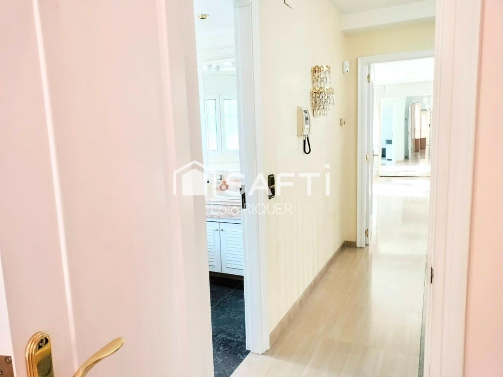 3 soverom Villa til salgs i Pineda de Mar med garasje - € 499 000 (Ref: 9595145)