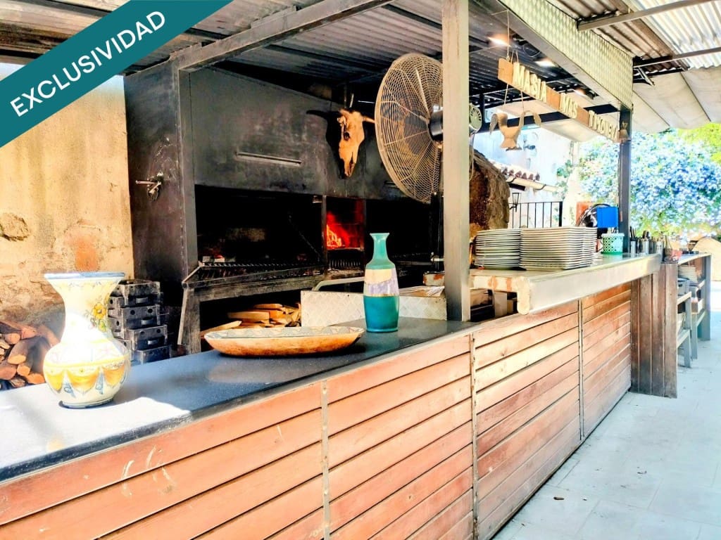 Komercyjne na sprzedaż w Arenys de Mar z garażem - 490 000 € (Ref: 9595146)