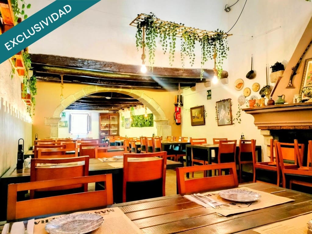 Komercyjne na sprzedaż w Arenys de Mar z garażem - 490 000 € (Ref: 9595146)