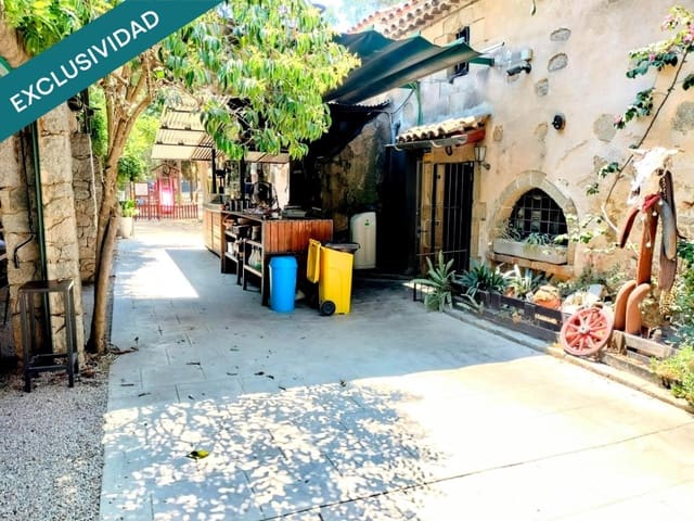 Komercyjne na sprzedaż w Arenys de Mar z garażem - 490 000 € (Ref: 9595146)