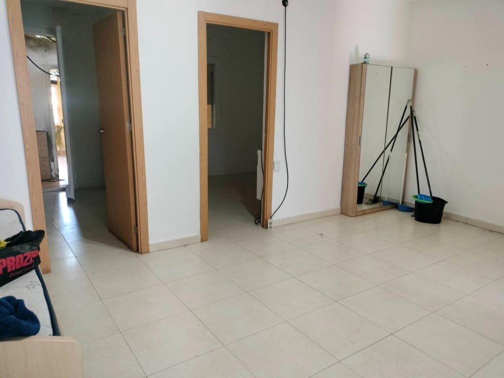 5 makuuhuone Huvila myytävänä paikassa Blanes - 309 000 € (Ref: 9595147)