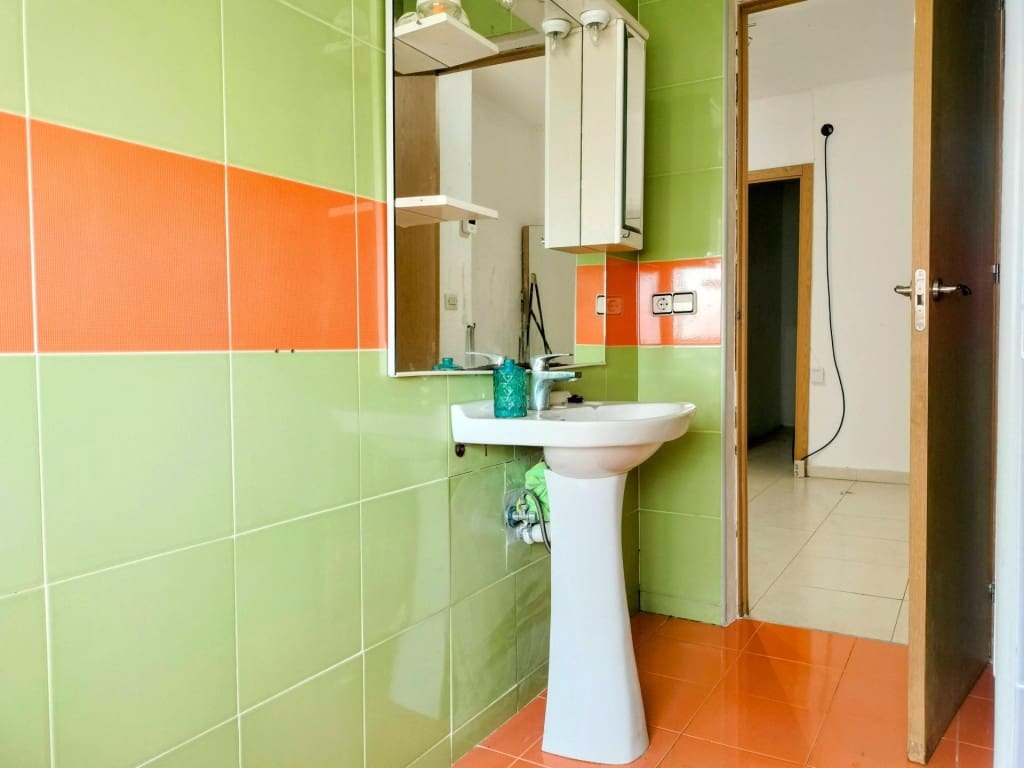 5 makuuhuone Huvila myytävänä paikassa Blanes - 309 000 € (Ref: 9595147)