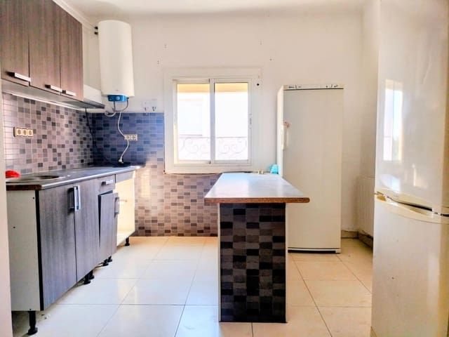 5 makuuhuone Huvila myytävänä paikassa Blanes - 309 000 € (Ref: 9595147)