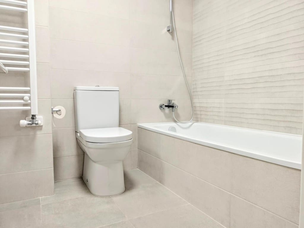 4 bedroom Apartment for rent in Mataro with pool - € 2,100 (Ref: 9595148)