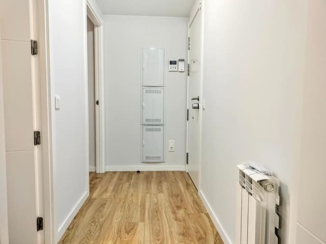 4 bedroom Apartment for rent in Mataró with pool - € 2,100 (Ref: 9595148)