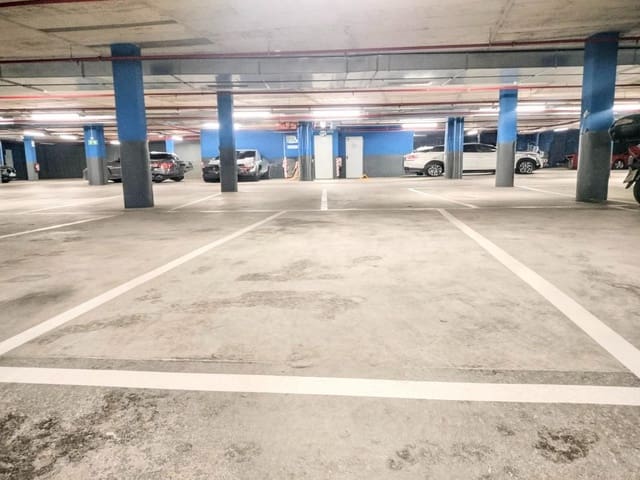 4 makuuhuone Huoneisto vuokrattavana paikassa Mataró mukana uima-altaan - 2 100 € (Ref: 9595148)