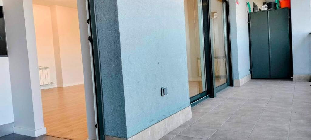 4 bedroom Apartment for rent in Mataro with pool - € 2,100 (Ref: 9595148)