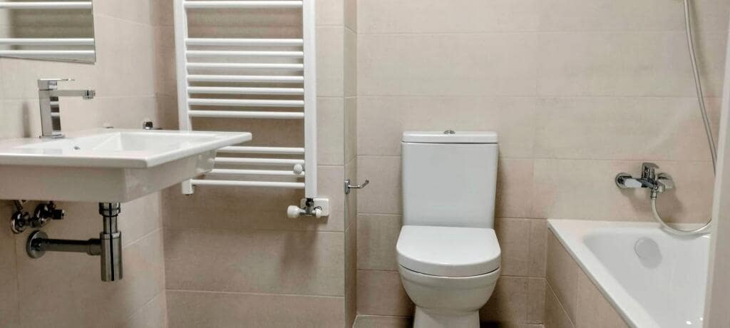 4 bedroom Apartment for rent in Mataro with pool - € 2,100 (Ref: 9595148)