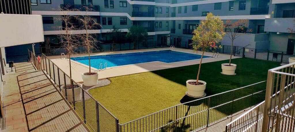 4 bedroom Apartment for rent in Mataro with pool - € 2,100 (Ref: 9595148)
