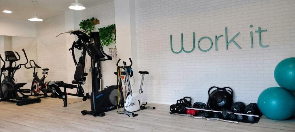 4 bedroom Apartment for rent in Mataro with pool - € 2,100 (Ref: 9595148)