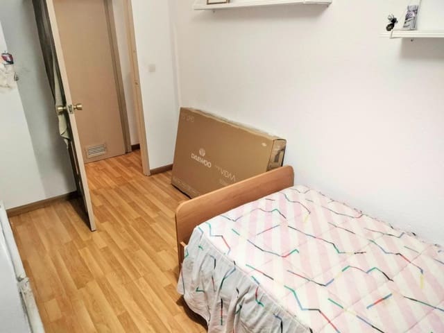 3 soveværelse Lejlighed til salg i Badia del Vallès - € 180.000 (Ref: 9595149)