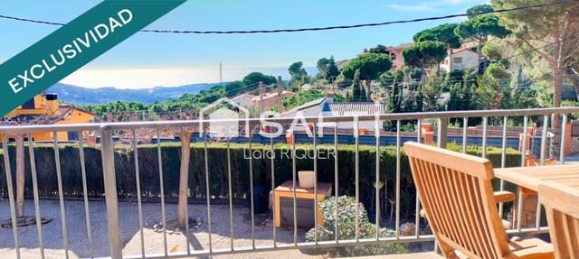 Chalet de 5 habitaciones en Sant Cebrià de Vallalta en venta con piscina - 673.000 € (Ref: 9595151)