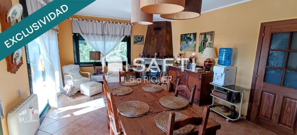 Chalet de 5 habitaciones en Sant Cebrià de Vallalta en venta con piscina - 673.000 € (Ref: 9595151)