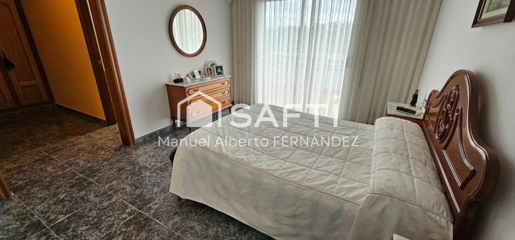 4 bedroom Villa for sale in Lloret de Mar with pool garage - € 499,000 (Ref: 9595152)