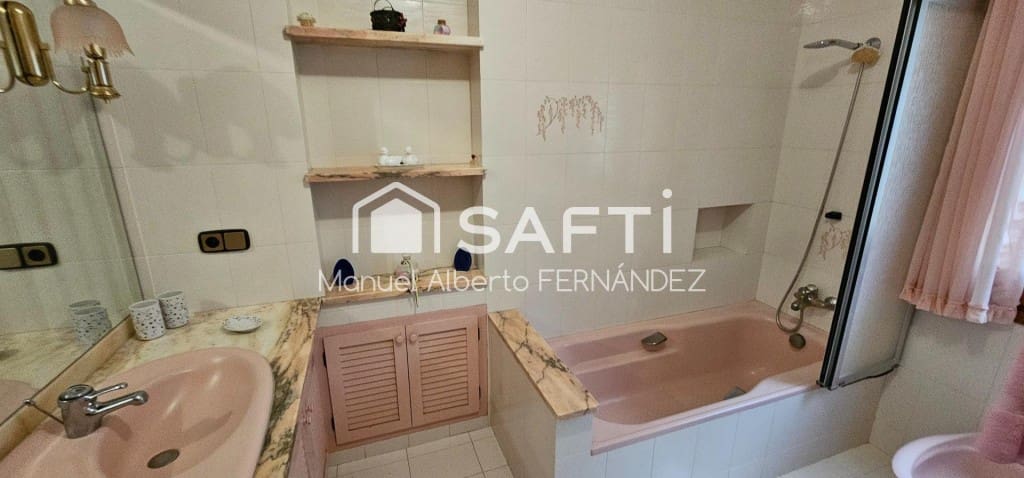 9 soveværelse Finca/Landehus til salg i Sant Feliu de Buixalleu med swimmingpool garage - € 1.250.000 (Ref: 9595159)