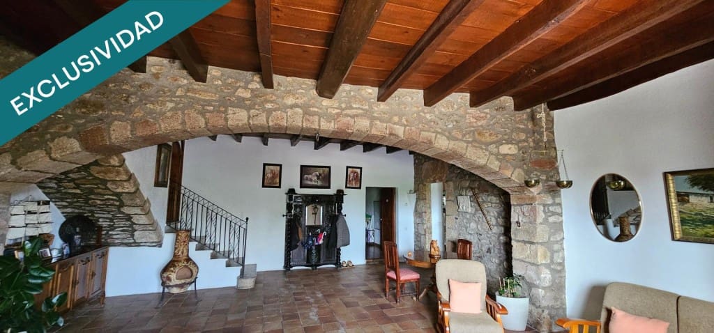 9 bedroom Villa for sale in Llica d'Amunt with pool garage - € 2,800,000 (Ref: 9595164)