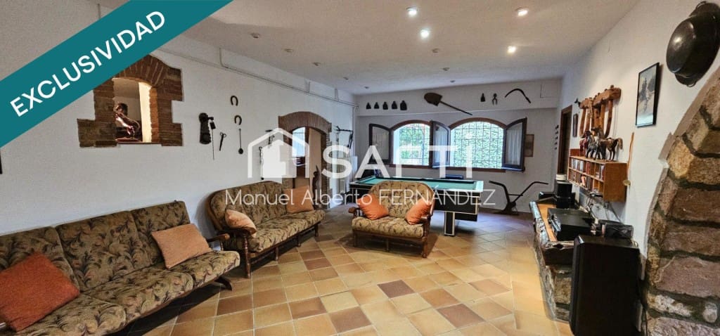 9 bedroom Villa for sale in Llica d'Amunt with pool garage - € 2,800,000 (Ref: 9595164)