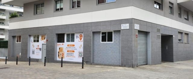 Local Comercial en L'Hospitalet de Llobregat en venta - 170.000 € (Ref: 9595165)