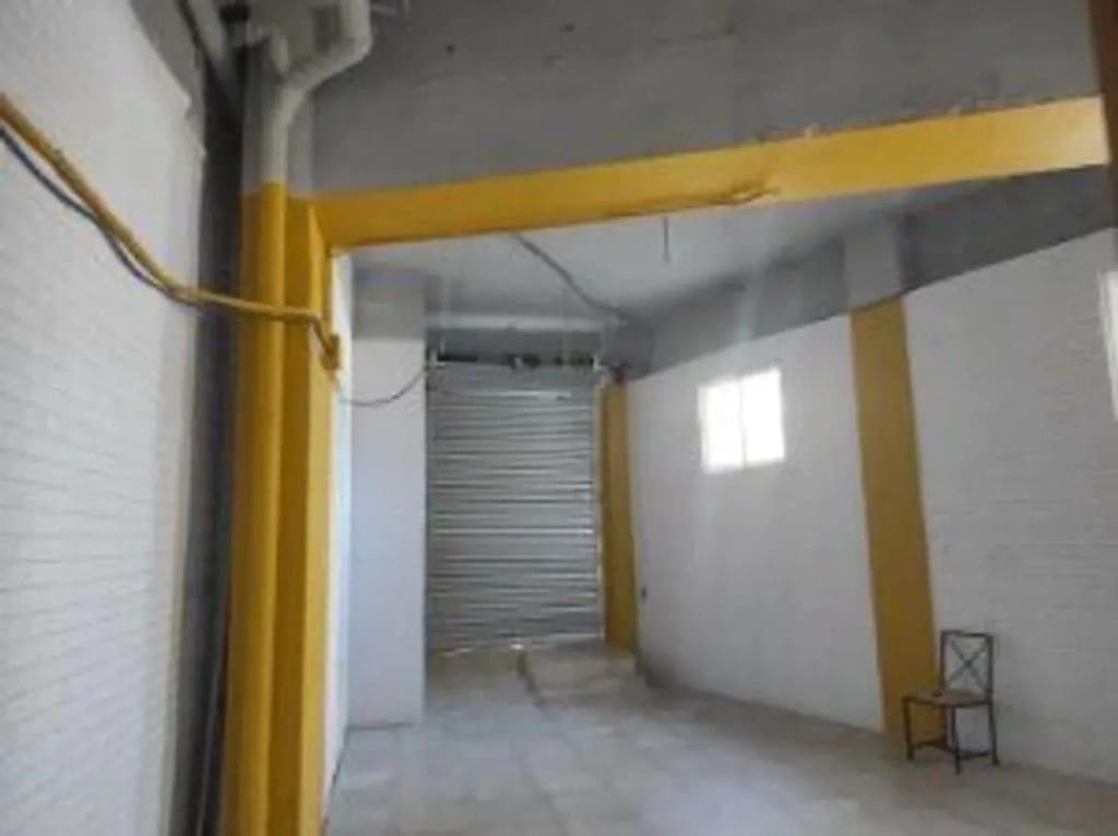 Gewerbe zu verkaufen in L'Hospitalet de Llobregat - 170.000 € (Ref: 9595165)