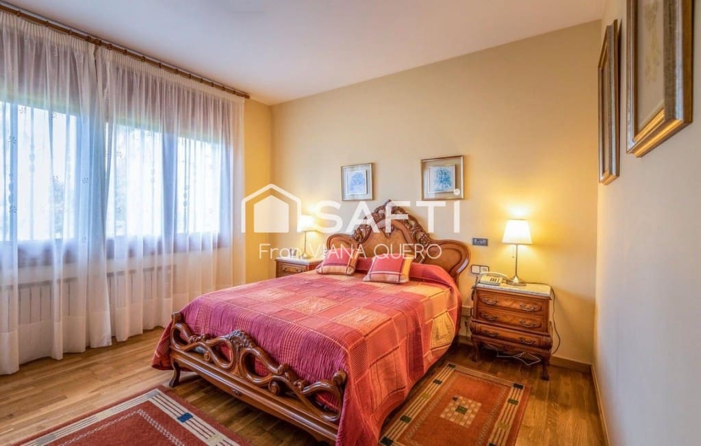 5 soveværelse Villa til salg i Pineda de Mar med swimmingpool garage - € 759.000 (Ref: 9595172)