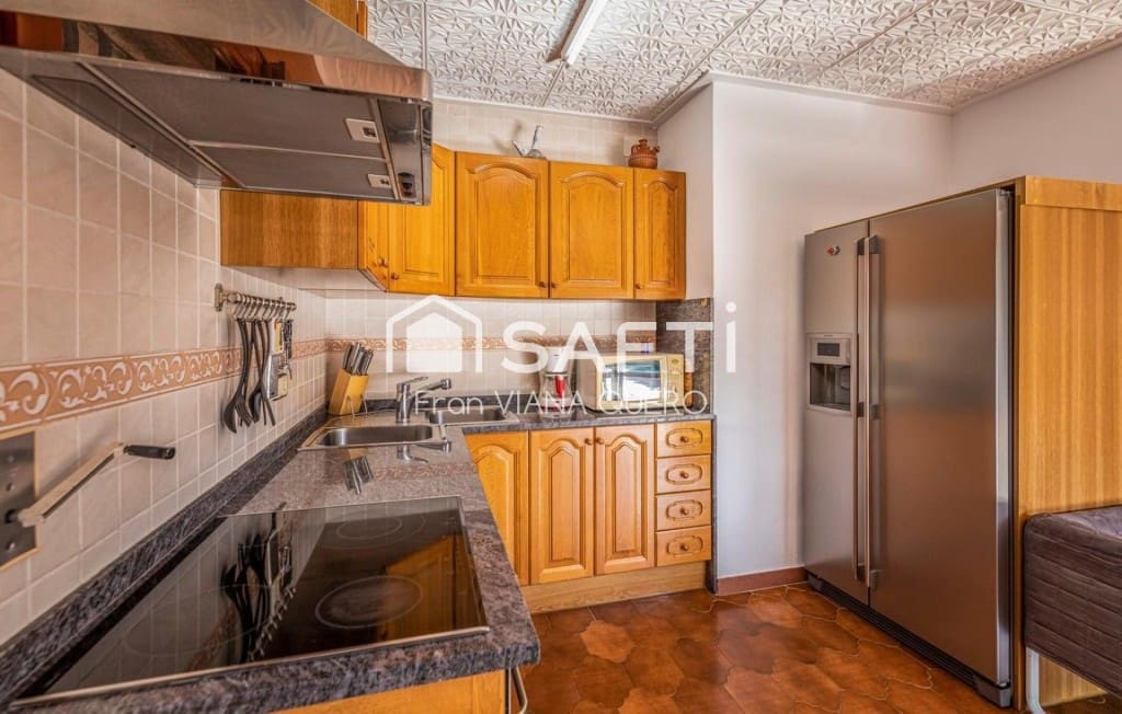 5 soveværelse Villa til salg i Pineda de Mar med swimmingpool garage - € 759.000 (Ref: 9595172)