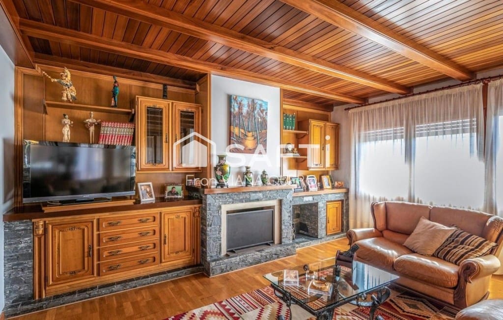 5 soveværelse Villa til salg i Pineda de Mar med swimmingpool garage - € 759.000 (Ref: 9595172)