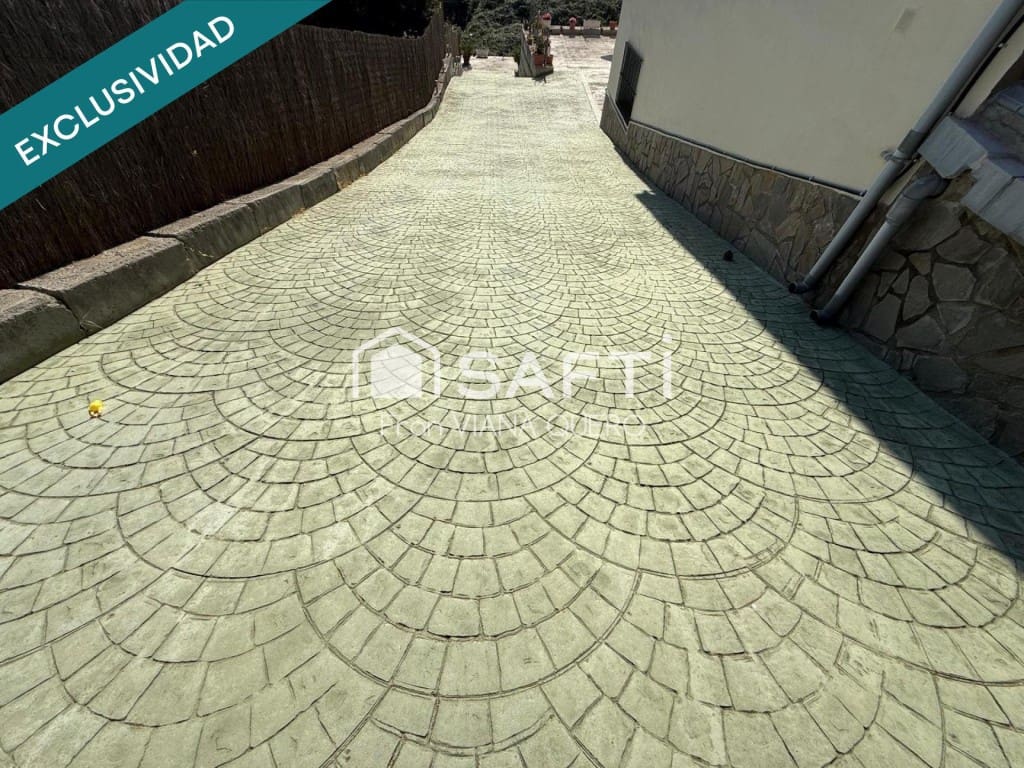 4 soverom Villa til salgs i Tordera med garasje - € 357 000 (Ref: 9595175)