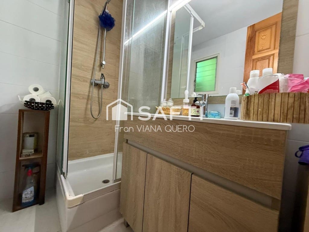 3 bedroom Apartment for sale in Canet de Mar - € 210,000 (Ref: 9595176)