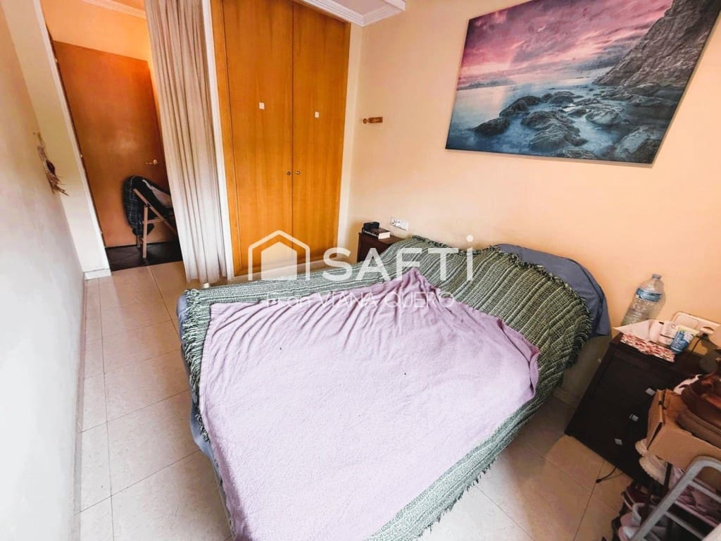 3 bedroom Apartment for sale in Pineda de Mar with pool - € 235,000 (Ref: 9595177)