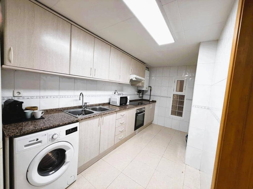 3 bedroom Apartment for sale in Pineda de Mar with pool - € 235,000 (Ref: 9595177)