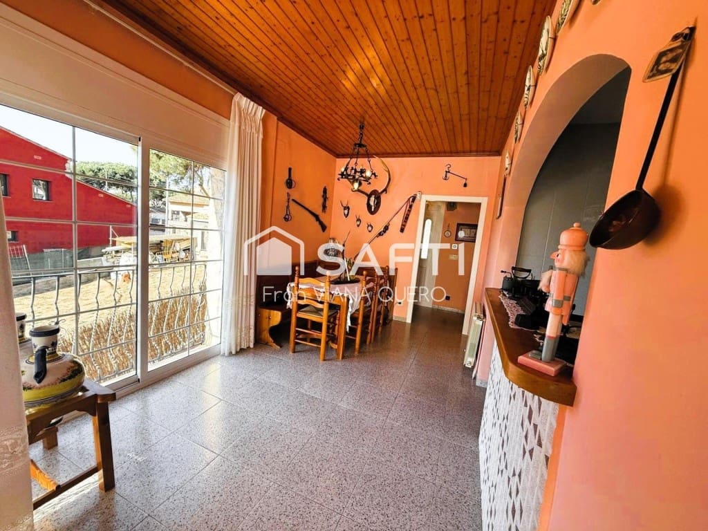 3 soverom Villa til salgs i Tordera med garasje - € 358 000 (Ref: 9595179)