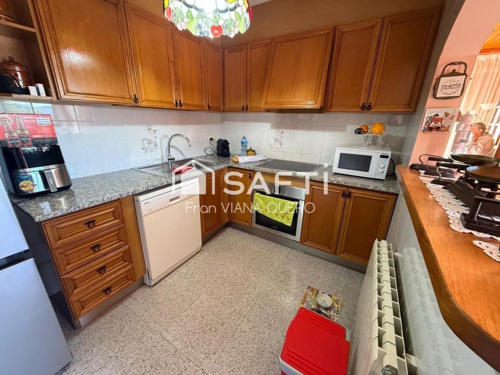 3 soverom Villa til salgs i Tordera med garasje - € 358 000 (Ref: 9595179)