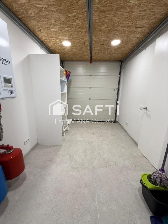 3 soveværelse Villa til salg i Pineda de Mar med swimmingpool garage - € 679.000 (Ref: 9595180)