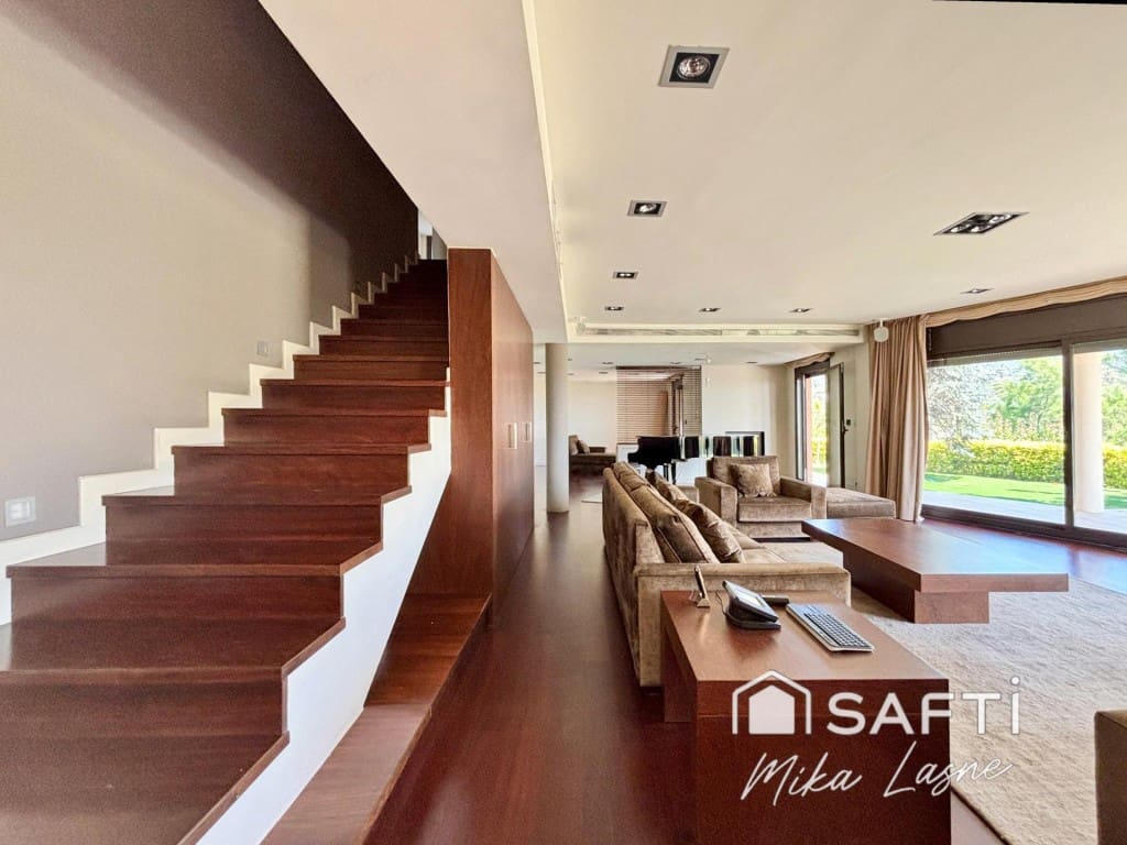 8 soveværelse Villa til salg i Cabrils med swimmingpool garage - € 1.850.000 (Ref: 9595181)