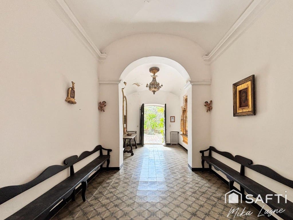 8 slaapkamer Finca/Landhuis te koop in Barcelona stad met zwembad garage - € 2.500.000 (Ref: 9595182)
