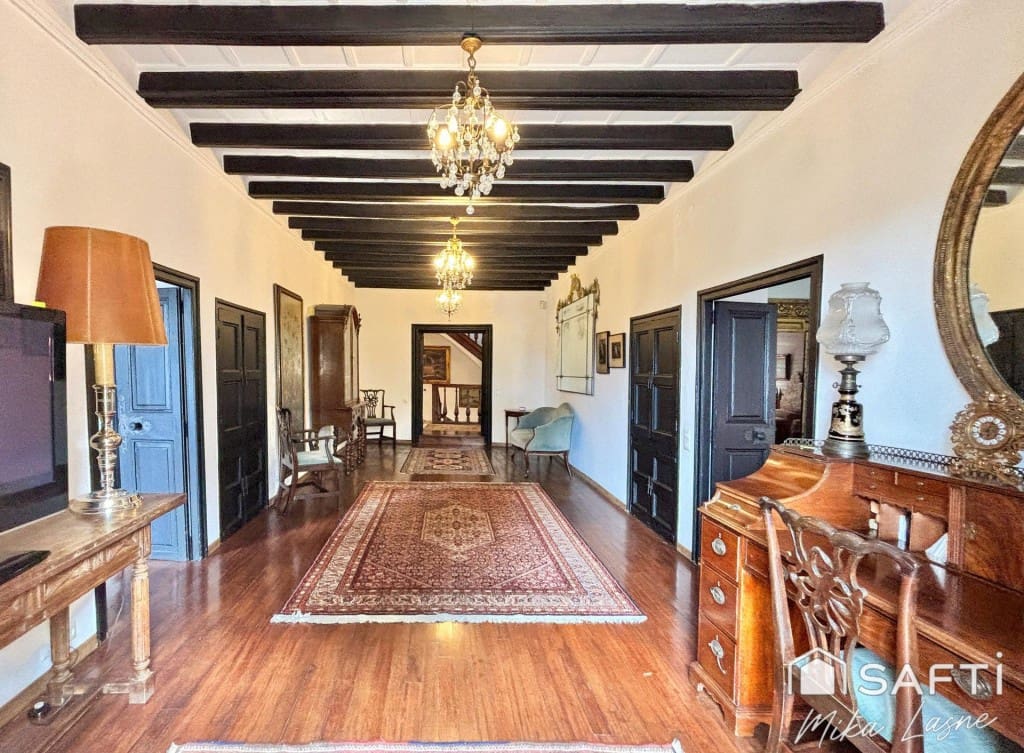 8 slaapkamer Finca/Landhuis te koop in Barcelona stad met zwembad garage - € 2.500.000 (Ref: 9595182)