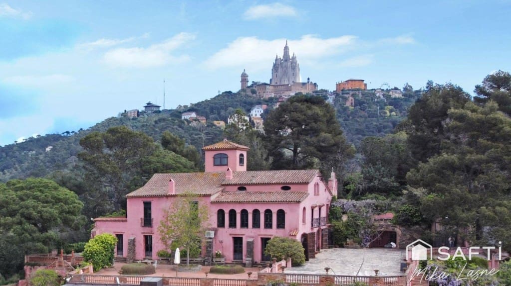 8 slaapkamer Finca/Landhuis te koop in Barcelona stad met zwembad garage - € 2.500.000 (Ref: 9595182)