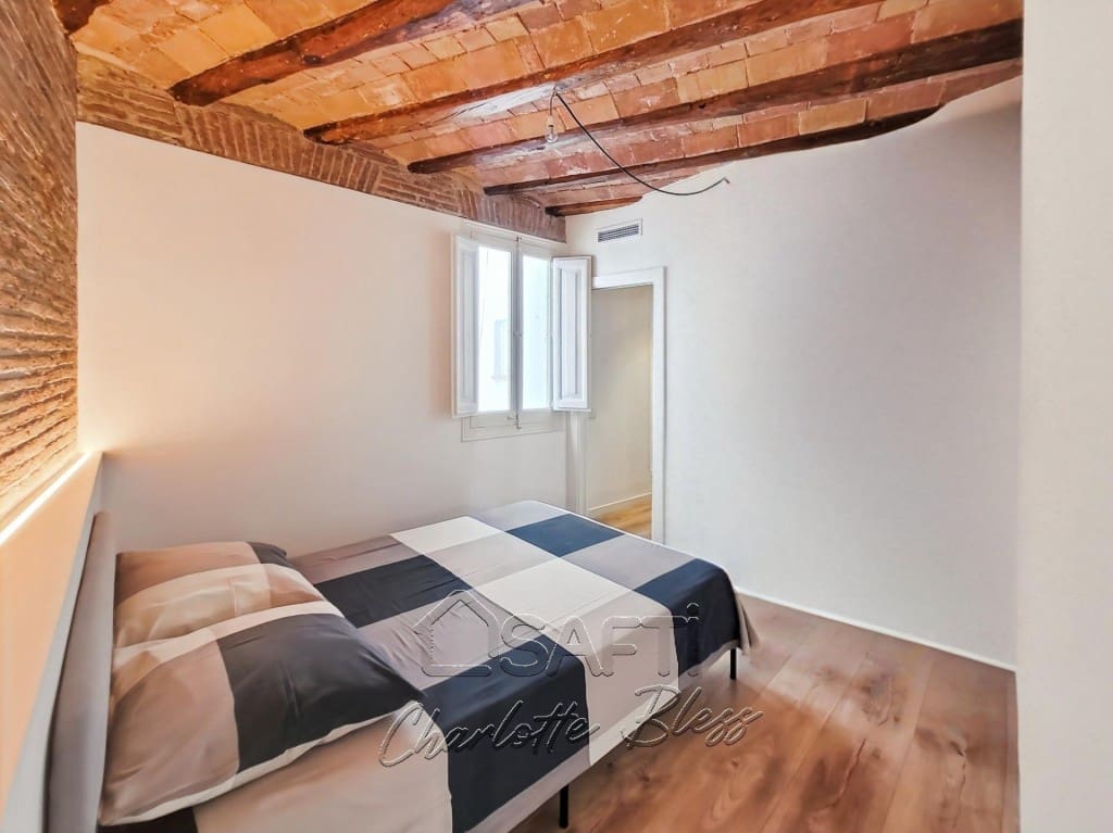 2 soveværelse Lejlighed til salg i Barcelona by - € 459.000 (Ref: 9595184)