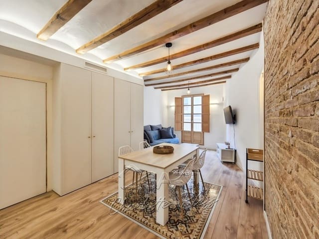 2 soveværelse Lejlighed til salg i El Barri Gòtic, Barcelona by - € 459.000 (Ref: 9595184)