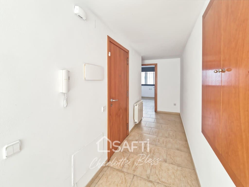 3 bedroom Apartment for sale in Cubelles - € 278,000 (Ref: 9595188)