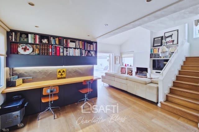 4 soveværelse Villa til salg i Sant Pere de Ribes med swimmingpool - € 775.000 (Ref: 9595189)