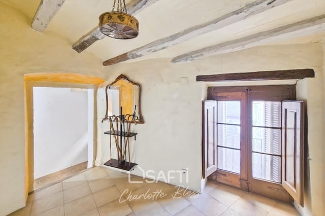 4 bedroom Terraced Villa for sale in Vilanova d'Espoia, La Torre de Claramunt - € 249,000 (Ref: 9595190)