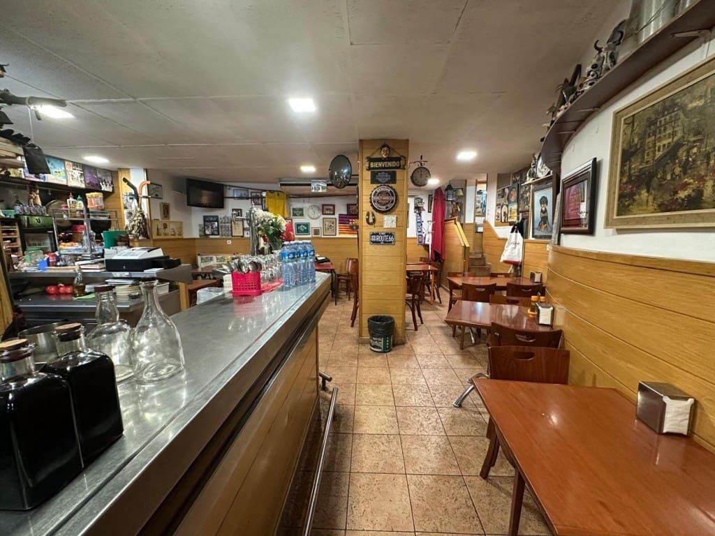 Local Commercial à vendre à Barcelone ville - 410 000 € (Ref: 9595191)