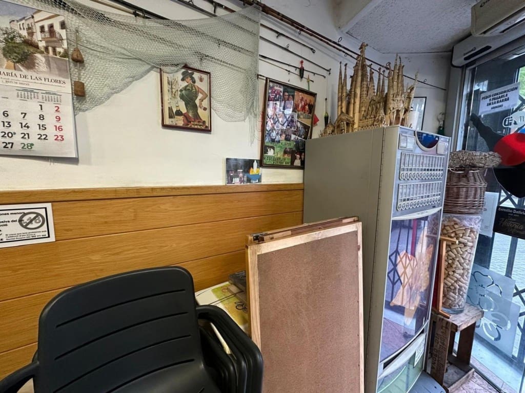 Local Commercial à vendre à Barcelone ville - 410 000 € (Ref: 9595191)