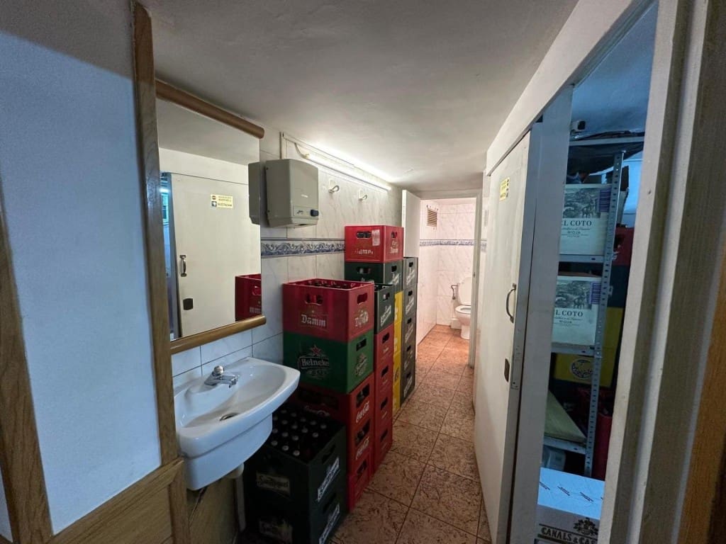 Local Commercial à vendre à Barcelone ville - 410 000 € (Ref: 9595191)