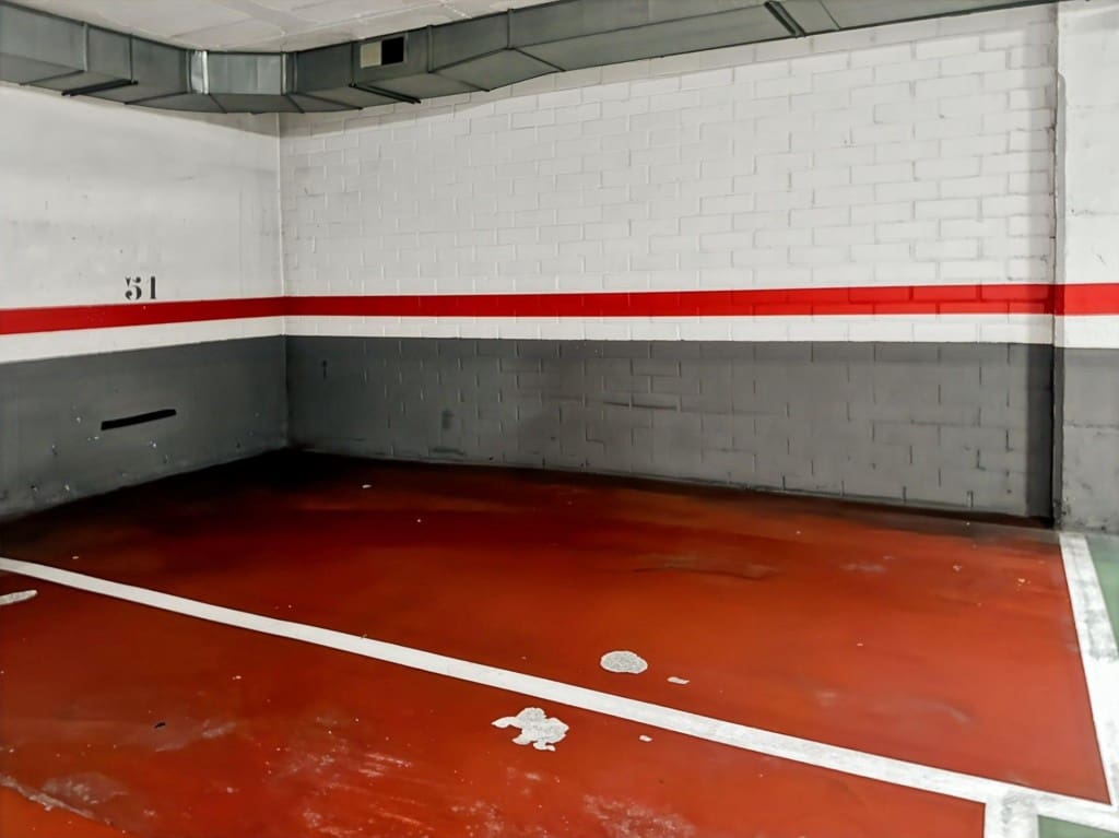 Garage à vendre à Barcelone ville - 56 000 € (Ref: 9595193)