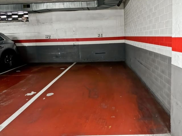 Garage à vendre à La Salut, Barcelone ville - 56 000 € (Ref: 9595193)