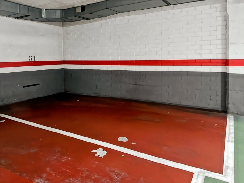 Garage à vendre à Barcelone ville - 56 000 € (Ref: 9595193)