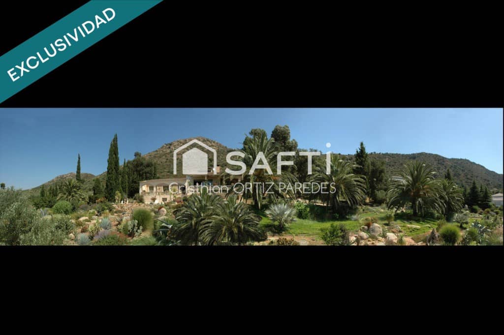 7 soveværelse Finca/Landehus til salg i Pau med swimmingpool garage - € 1.750.000 (Ref: 9595199)