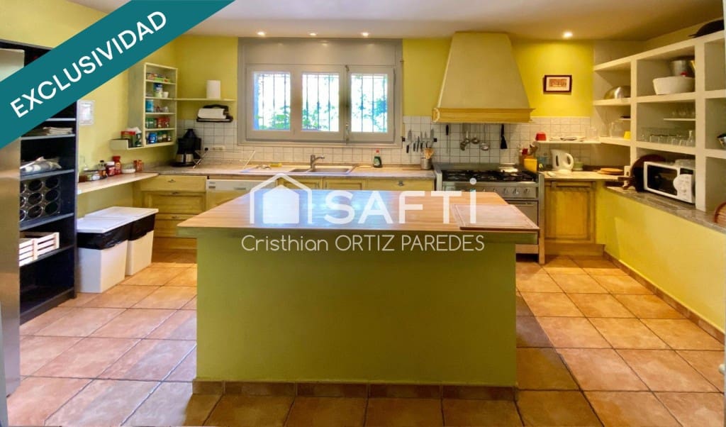 7 soveværelse Finca/Landehus til salg i Pau med swimmingpool garage - € 1.750.000 (Ref: 9595199)